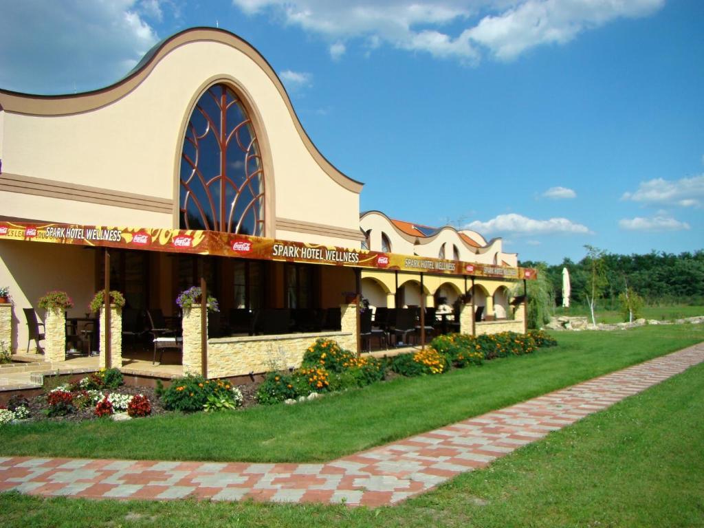 Wellness Hotel Spark Malacky Exterior photo